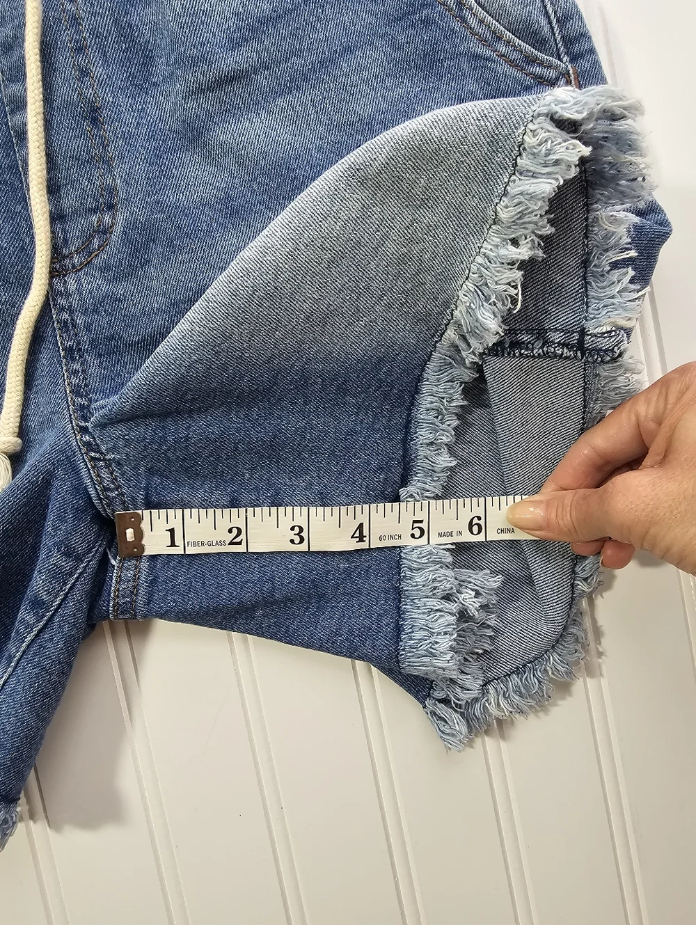 Celebrity Pink Ultra High Rise‎ Drawstring Pull On Raw Hem Blue Denim Short Sz M